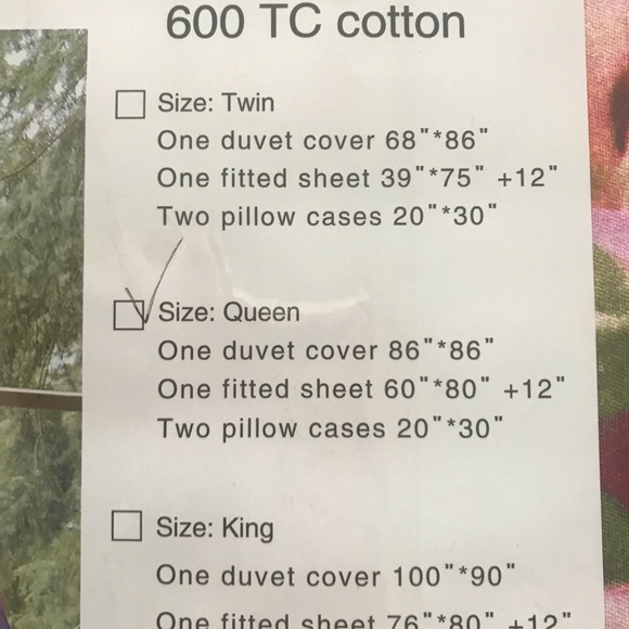 🌺4 Piece Duvet Cover Set🌺 - Picture 3 of 6